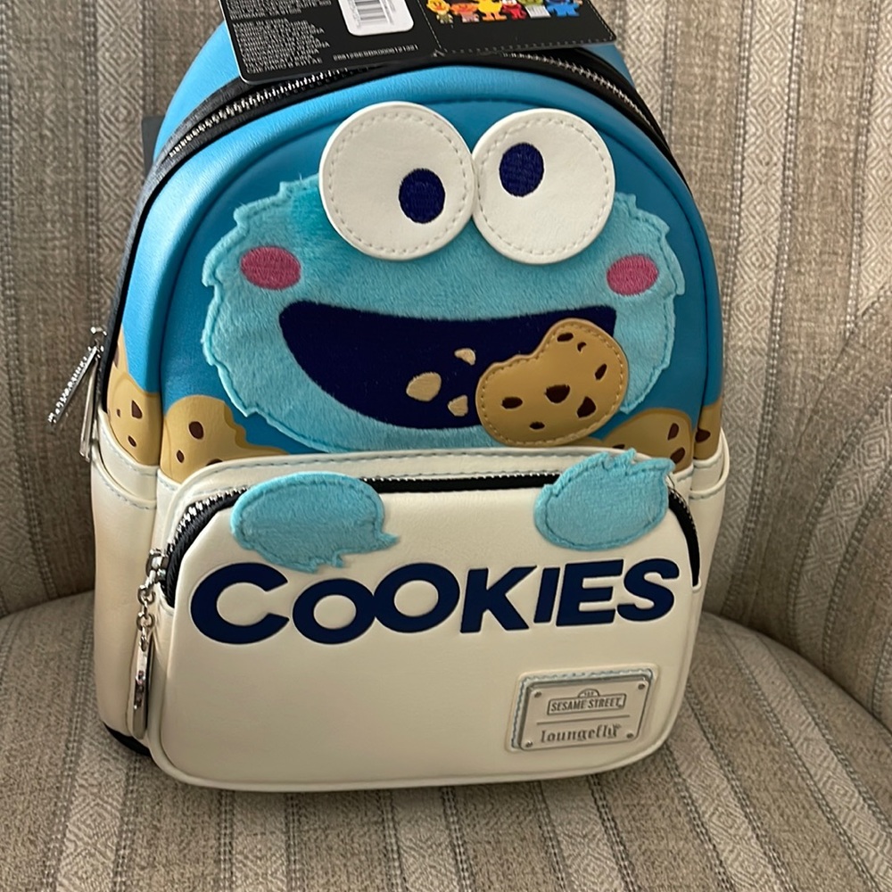 Loungefly Sesame Street mini back pack Cookie MonsterNWT